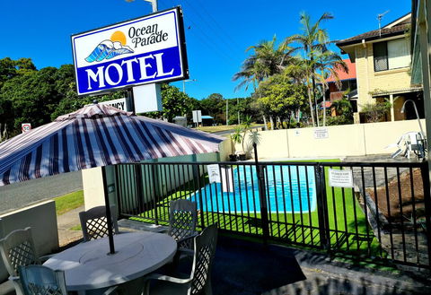 Ocean Parade Motel - Tourism Cairns 0