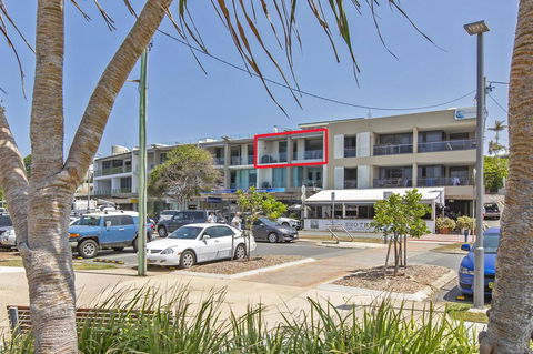OCEAN VIEWS @ NOR NOR EAST 201 - Tourism Cairns 0
