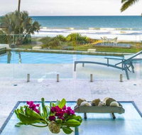 Oceans Edge Beach House At Oak Beach - Tourism Cairns