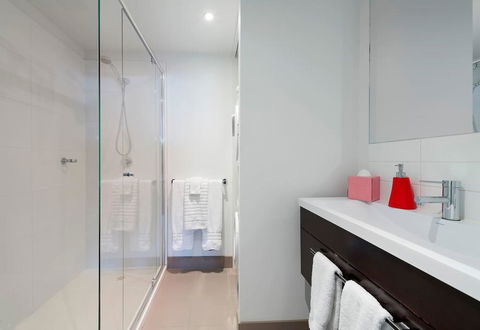 One Bedroom City Apt With Spectacular Views - Tourism Cairns 3