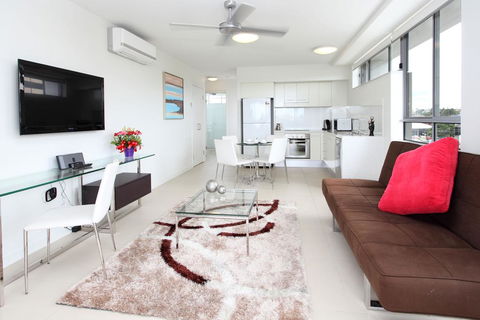 PA Apartments - Tourism Cairns 0