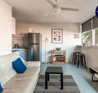 PADDINGTON PAD with PARKING  SMART TV  POOL - Tourism Cairns