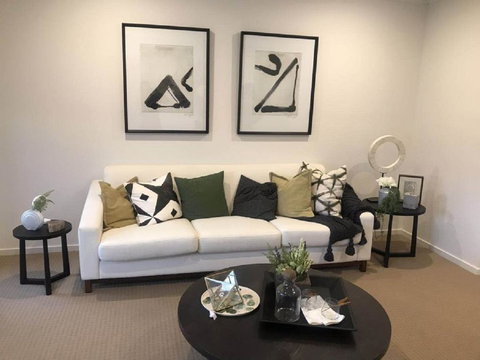 Pampas Grass Homestay A - Tourism Cairns 3