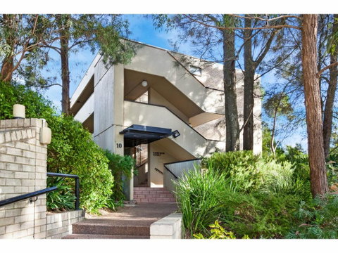 PANAMA-hosted By:L'Abode Accommodation - Tourism Cairns 1