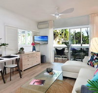 Paradise Port Douglas 201