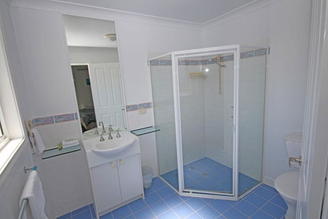 Paradise Waters - No. 19 - Tourism Cairns 1