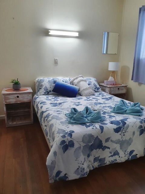 Park Beach Cabins - Tourism Cairns 2