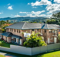 Park Beach Resort Motel - Tourism Cairns