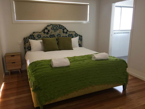 Pearls On Sapphire Beach - Tourism Cairns 1