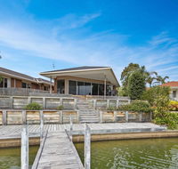 Pelican Brief - relaxing canal frontage - Tourism Cairns