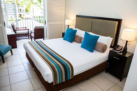 PENTHOUSE 3133 Beach Club - Tourism Cairns 2