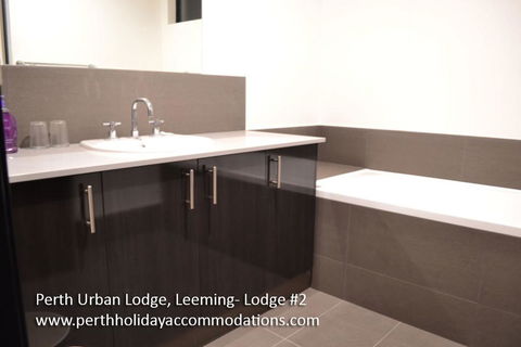 Perth Urban Lodge - Tourism Cairns 3