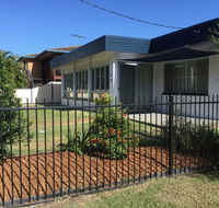 Pet Friendly home walking distance to Surf Beach - North St Woorim - Tourism Cairns