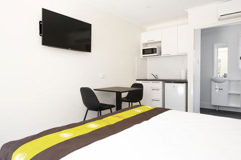 Petrie Mill Motel - Tourism Cairns 2