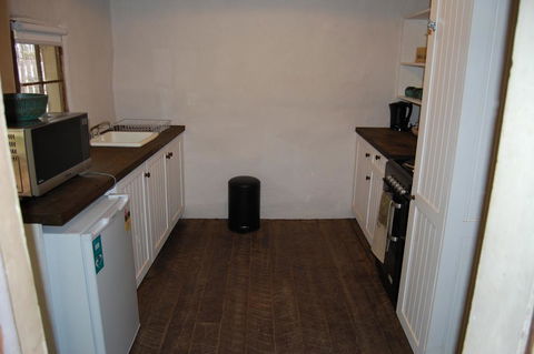 Pines Cottage - Tourism Cairns 1