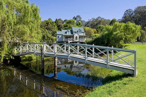 PLUM TREE COTTAGE - Spa Cottage With Woodfire - Tourism Cairns 0