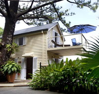 Port Douglas Cottage  Lodge