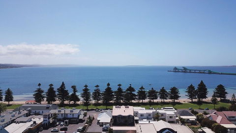 Port Lincoln Foreshore Apartments - Tourism Cairns 1
