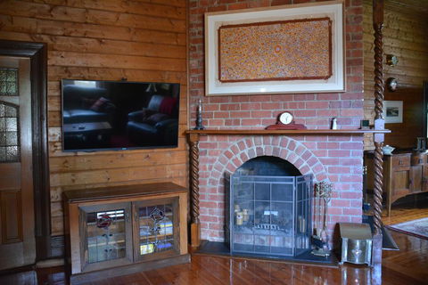 Portarlington Vicarage - Tourism Cairns 1