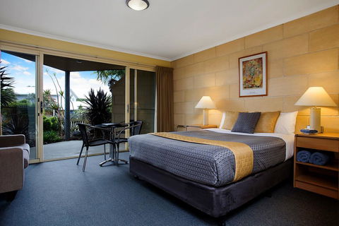 Portside Motel - Tourism Cairns 1