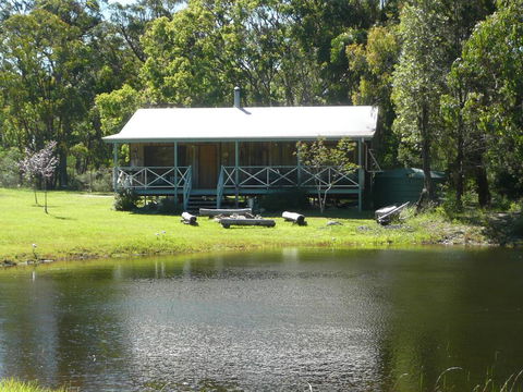 Possum's Hollow And Hooter's Hut - Tourism Cairns 3