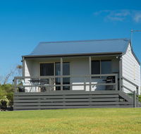 Prom Gate Getaway - Tourism Cairns