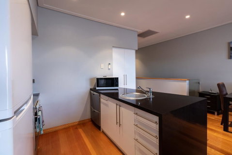 Promenade Executive Apartments - Tourism Cairns 2
