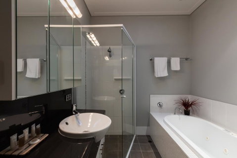 Promenade Executive Apartments - Tourism Cairns 1