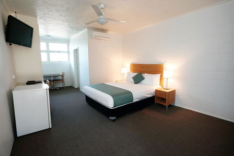 Q Express - Tourism Cairns 0