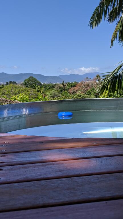 Quaint Cottage In The Edge - Tourism Cairns 1