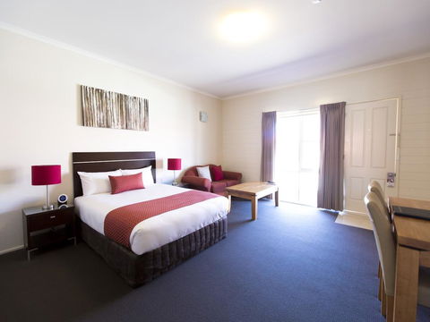 Quality Inn Colonial - Tourism Cairns 0