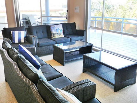 QUAYS 6 - Tourism Cairns 1