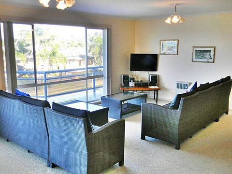 QUAYS 6 - Tourism Cairns 2