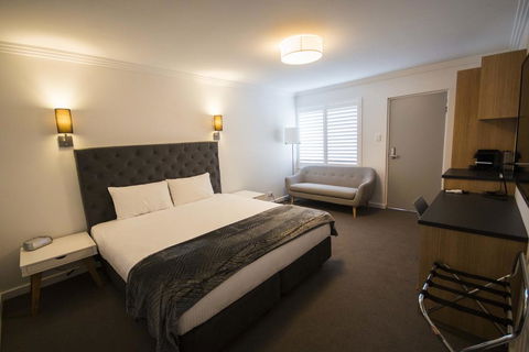 Quays Hotel - Tourism Cairns 0