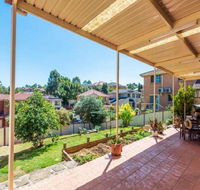 Quiet and spacious living close to all attractions - Tourism Cairns
