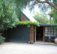 Red Brier Cottage Accommodation - Tourism Cairns