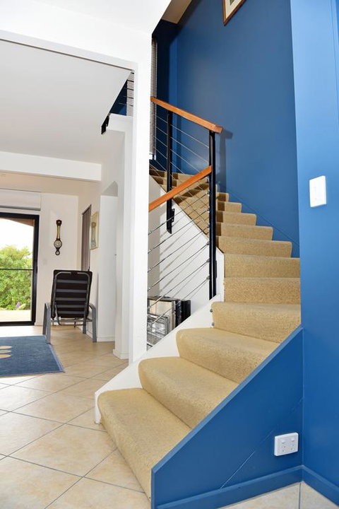 Redbill Drive House - Tourism Cairns 3