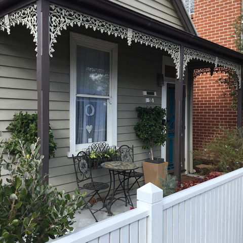 Redruth Cottage - Tourism Cairns 1