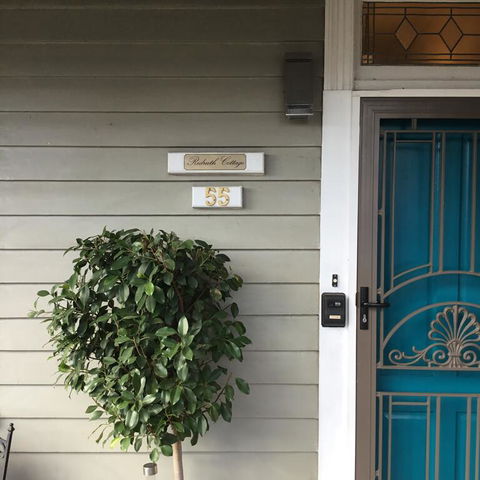 Redruth Cottage - Tourism Cairns 0