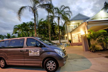 Reef Palms with Tourism Cairns