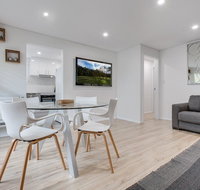 Renovated unit in the heart of Macquarie Park - Tourism Cairns