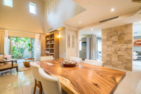 Resort Living With Private Pool Sleeps 8 - Tourism Cairns 3