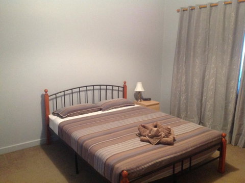 Rhodeside Lodge - Tourism Cairns 2