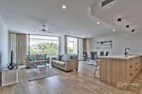 Riverfront Breeze at The Cosmopolitan