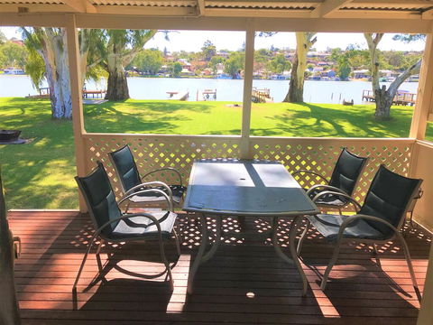 Riverfront Getaway - Mannum - Tourism Cairns 1