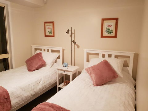 Robyn's Nest - Hosted, Bed And Breakfast - Tourism Cairns 1