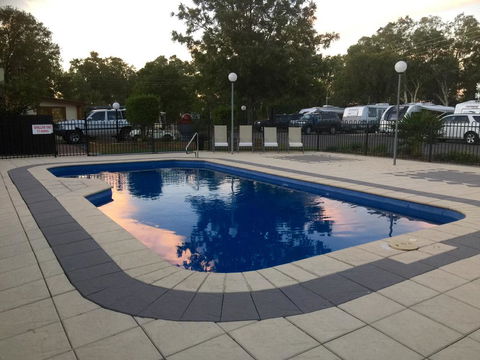 Roma Big Rig Tourist Park - Tourism Cairns 1