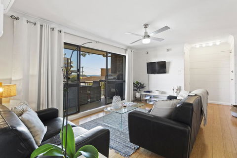 Ronald Ave, Bahia, Unit 02, 47 - Tourism Cairns 1