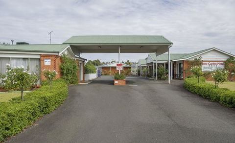 Rose Garden Motel - Tourism Cairns 2