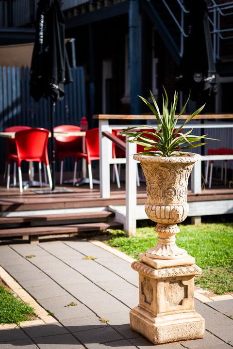 Royal Hotel - Tourism Cairns 3